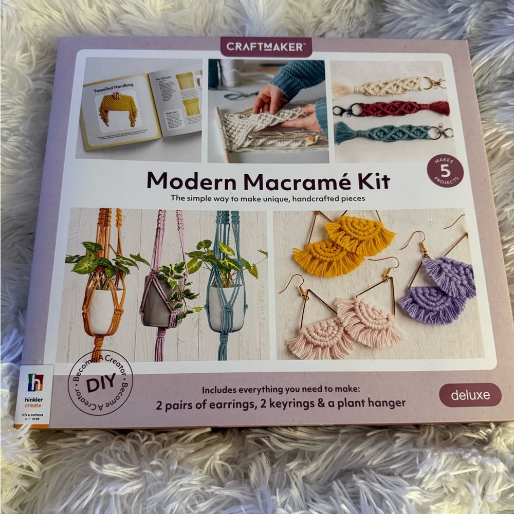 Craftmaker Deluxe Macramé Kit - Multicolor